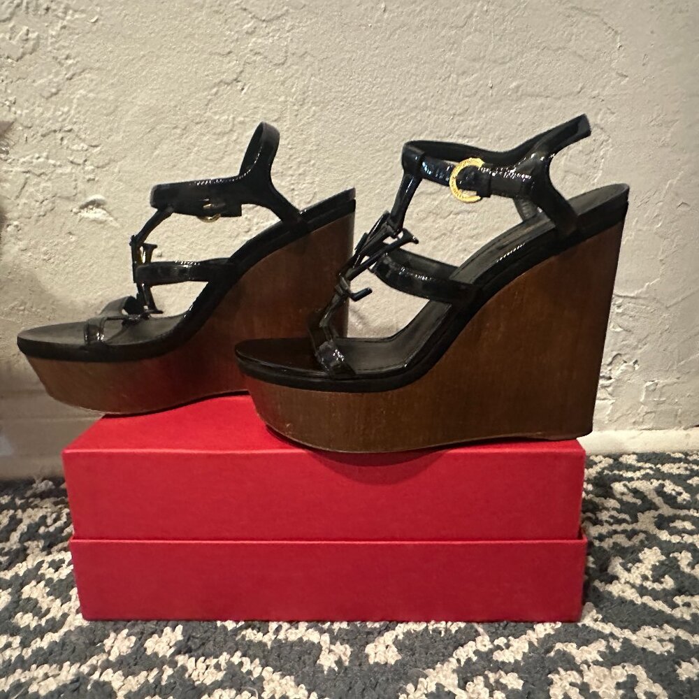 Louis Vuitton Black Patent Leather Wedge Sandals – Size 39 (US 8.5–9)